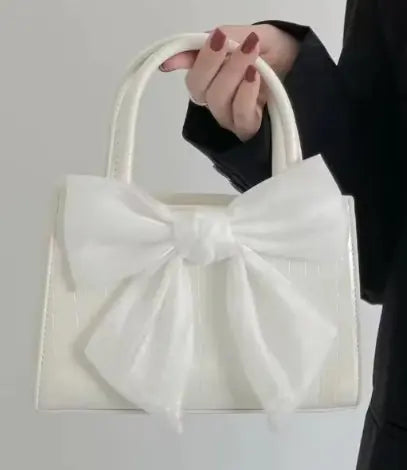 Bow Purse