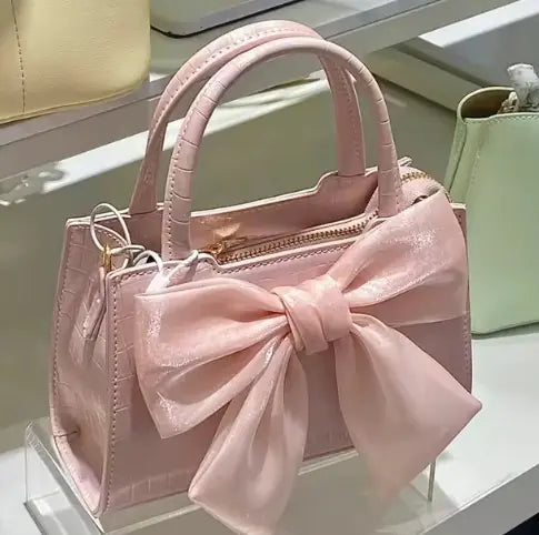 Bow Purse